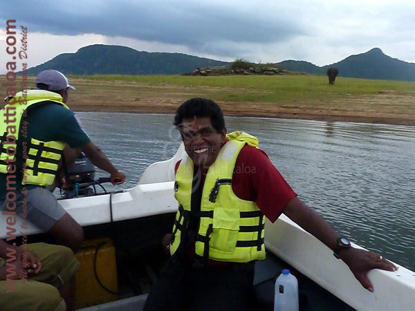 Amara Tours 27 - Sri Lanka - Chauffeur Guide Lecturer