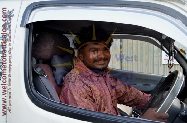 East N' West on Board 05 - Drivers Vehicles Guides Vans Cars Auto - Batticaloa Passikudah