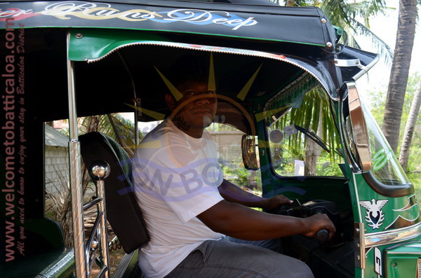 East N' West on Board 27 - Drivers Vehicles Guides Vans Cars Auto - Batticaloa Passikudah